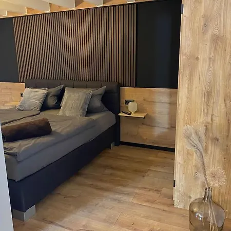 Beletage St. Aldegund Apartman *
